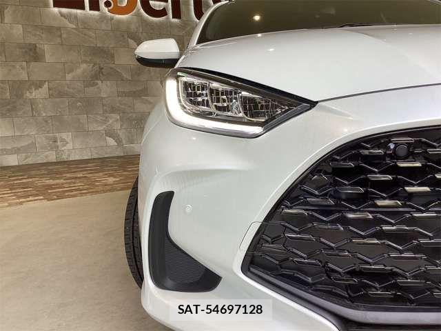 Toyota YARIS 2024-09 6915948-18