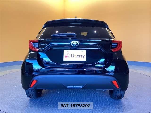 Toyota YARIS 2025-01 6915945-17