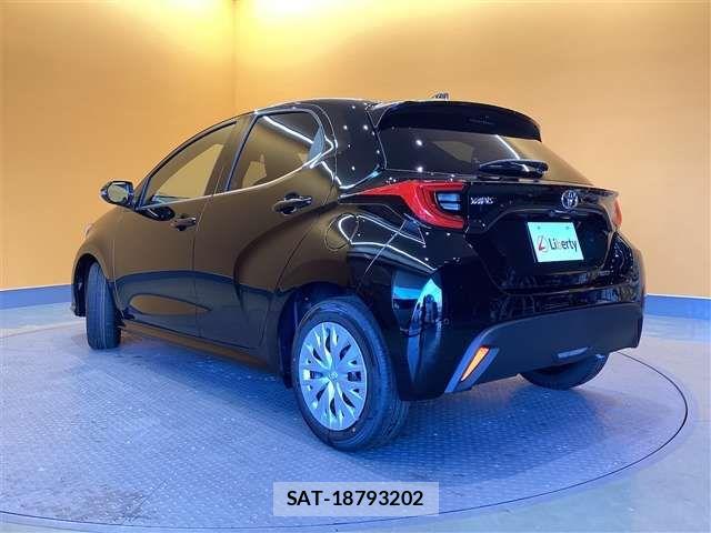 Toyota YARIS 2025-01 6915945-18