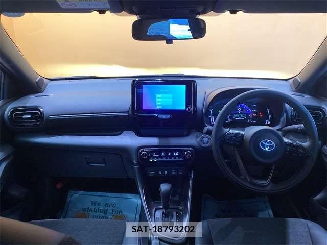 Toyota YARIS 2025-01 6915945-5