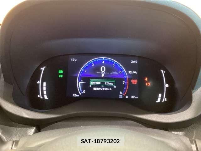 Toyota YARIS 2025-01 6915945-6