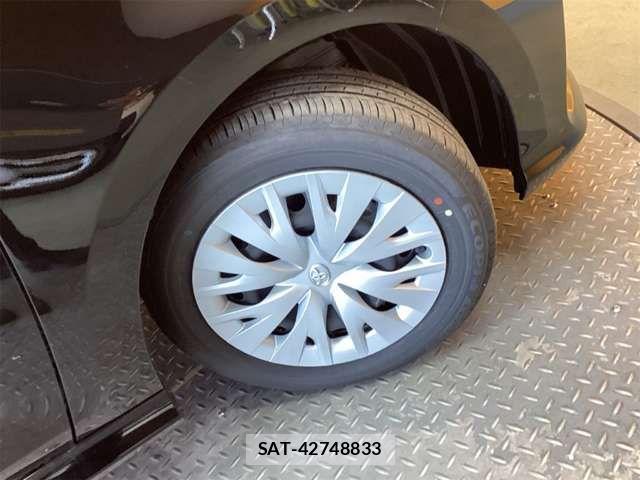 Toyota YARIS 2025-01 6915935-8