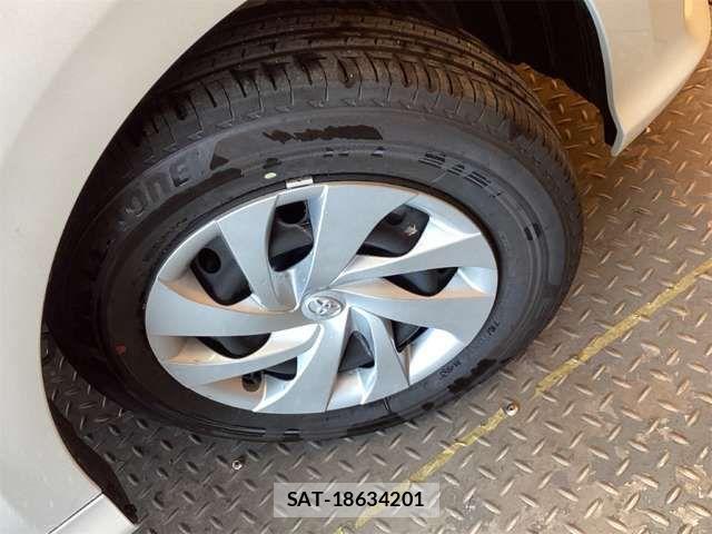 Toyota YARIS 2024-12 6915959-8