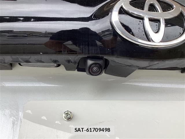 Toyota YARIS 2024-09 6915949-15