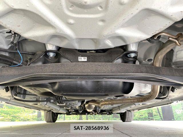 Toyota YARIS 2021-01 6915970-18