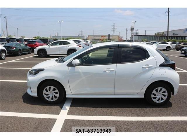 Toyota YARIS 2025-07 6915960-9