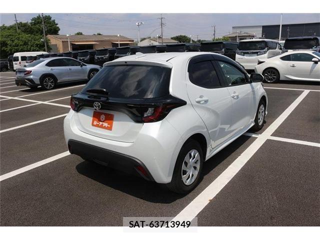 Toyota YARIS 2025-07 6915960-20
