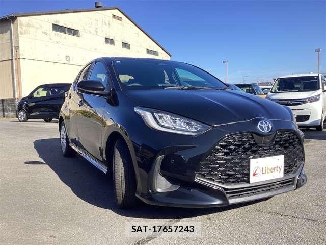 Toyota YARIS 2024-09 6915952-12