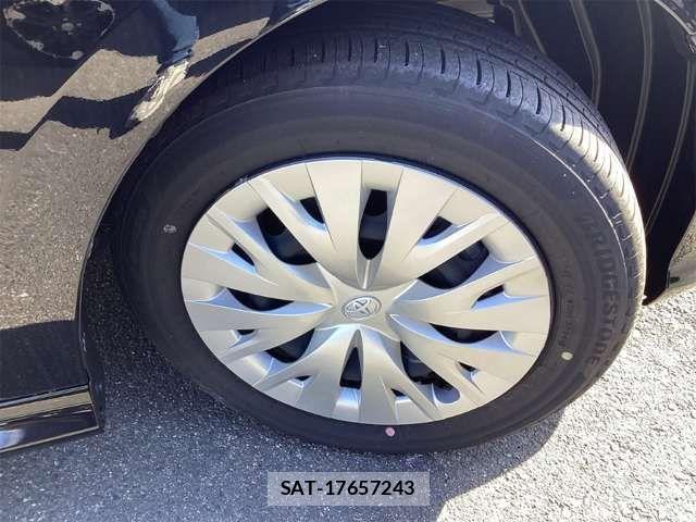 Toyota YARIS 2024-09 6915952-13