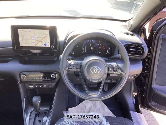 Toyota YARIS 2024-09 6915952-5