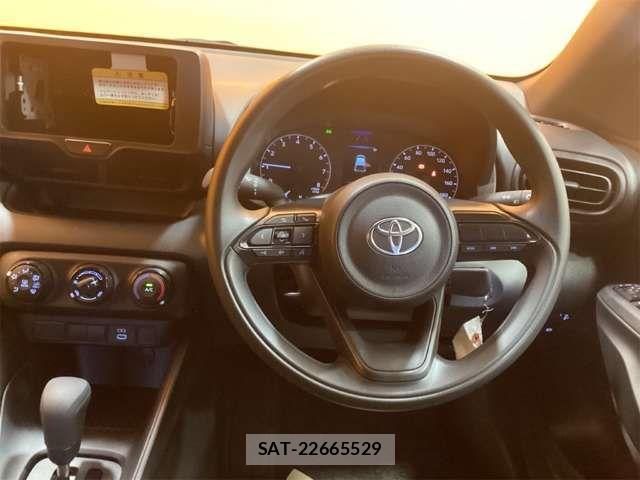 Toyota YARIS 2025-01 6915956-14