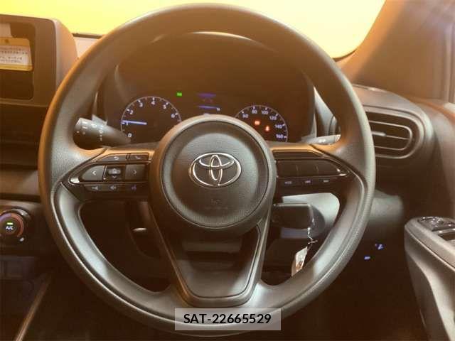 Toyota YARIS 2025-01 6915956-15