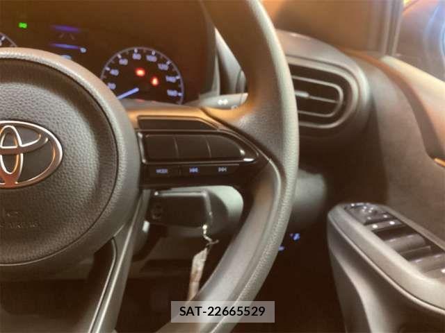 Toyota YARIS 2025-01 6915956-16