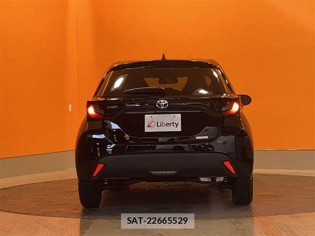 Toyota YARIS 2025-01 6915956-8