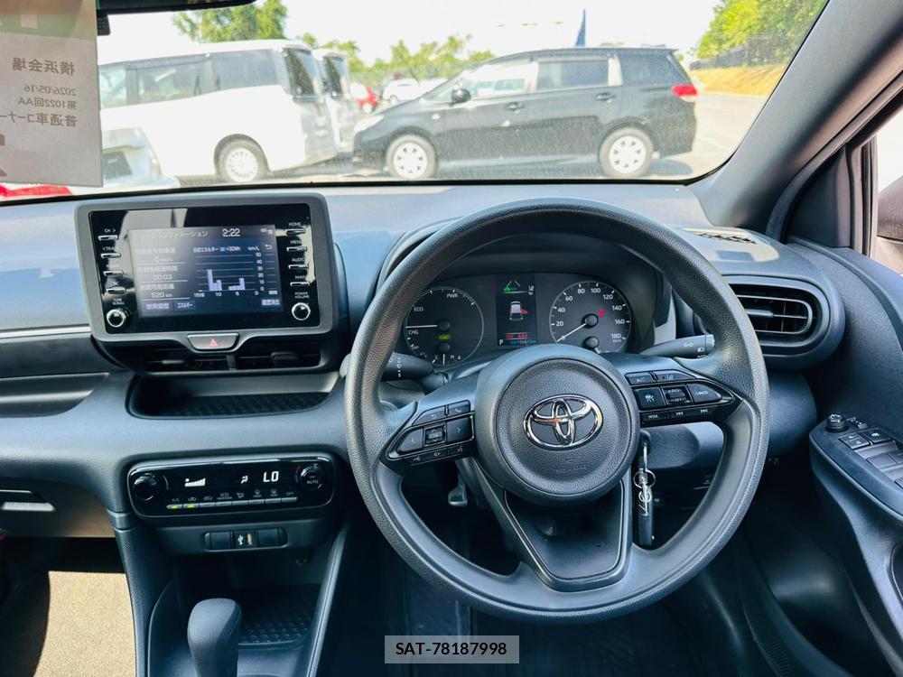 Toyota YARIS 2021 6848847-13