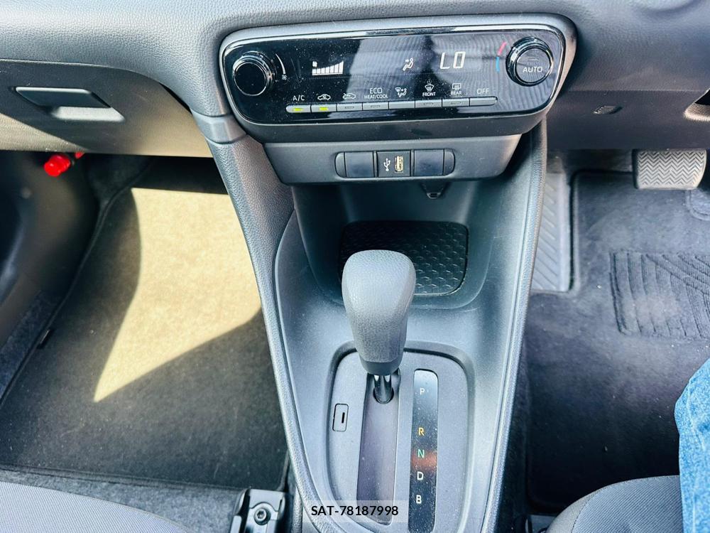 Toyota YARIS 2021 6848847-19