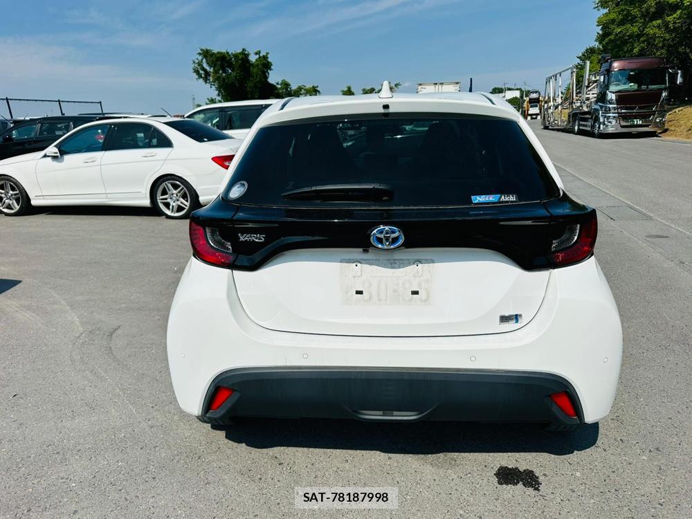 Toyota YARIS 2021 6848847-3