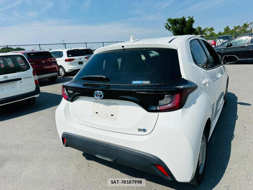 Toyota YARIS 2021 6848847-4