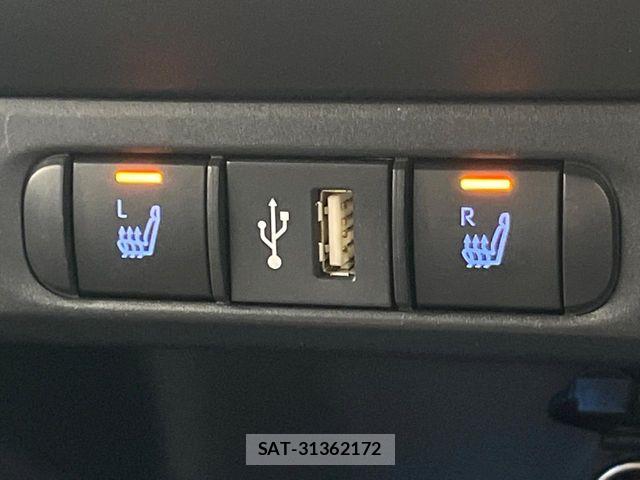 Toyota YARIS 2023-05 6999325-8