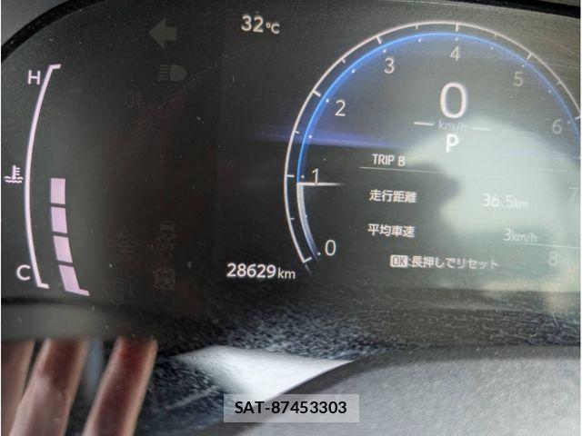 Toyota YARIS 2024-04 6999327-15