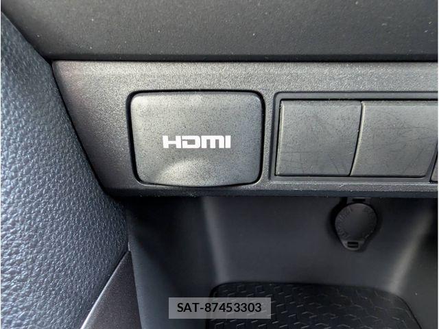 Toyota YARIS 2024-04 6999327-22