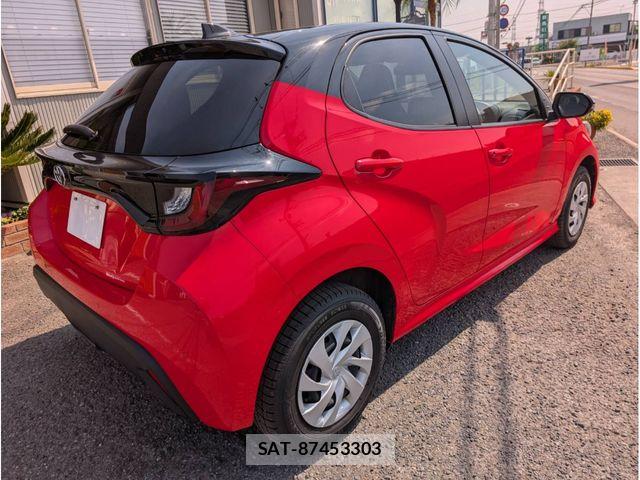 Toyota YARIS 2024-04 6999327-5