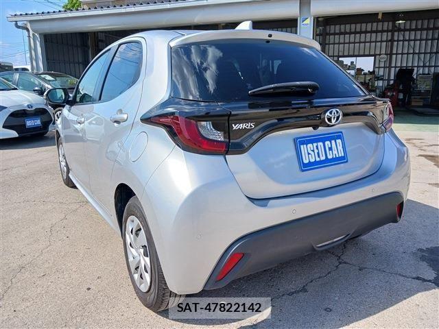 Toyota YARIS 2021-05 6999331-10