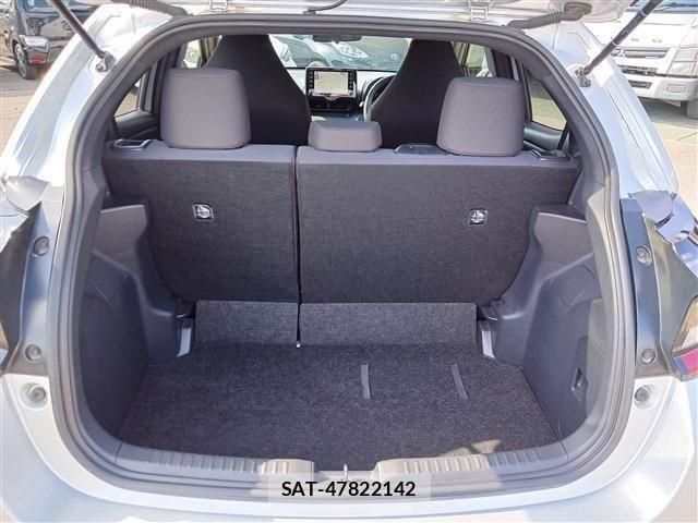 Toyota YARIS 2021-05 6999331-17