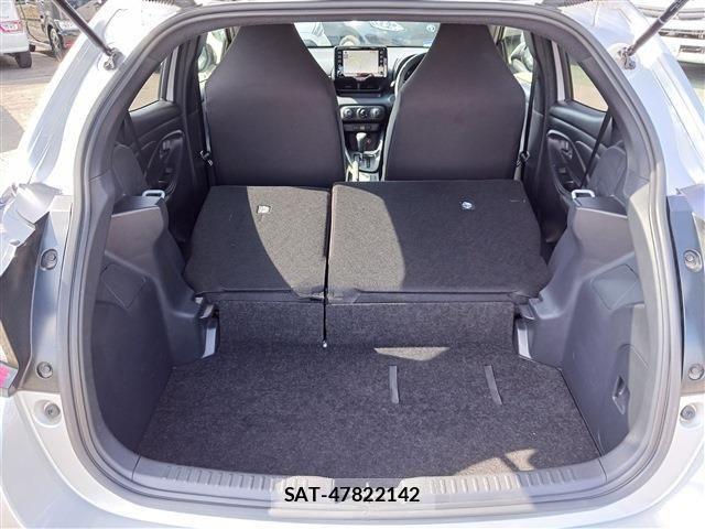 Toyota YARIS 2021-05 6999331-18