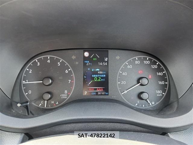 Toyota YARIS 2021-05 6999331-19
