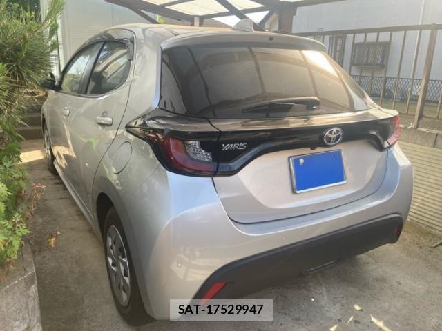 Toyota YARIS 2020-08 6999328-2