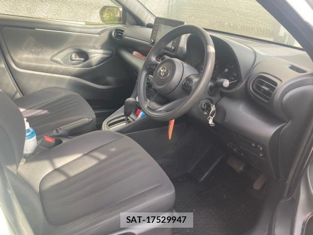 Toyota YARIS 2020-08 6999328-5