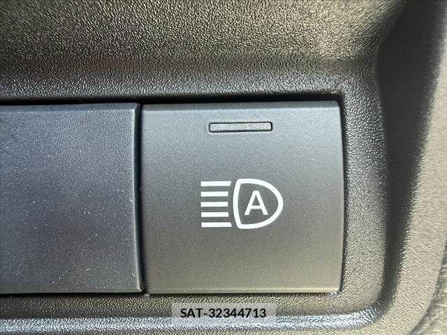 Toyota YARIS 2021-03 6999333-5