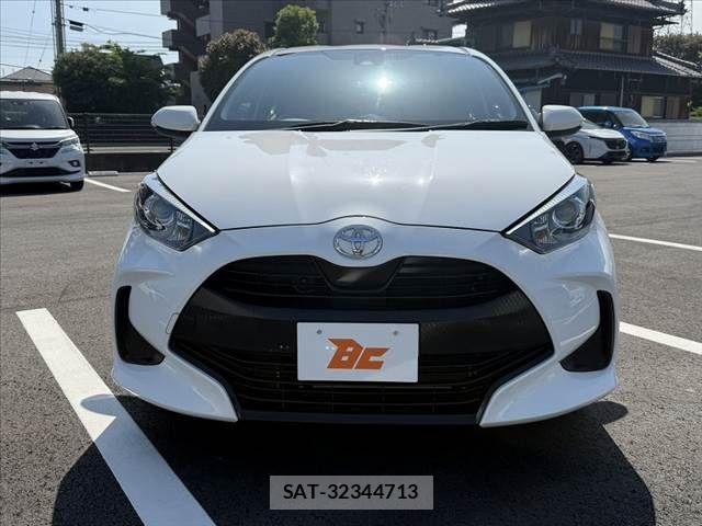 Toyota YARIS 2021-03 6999333-8