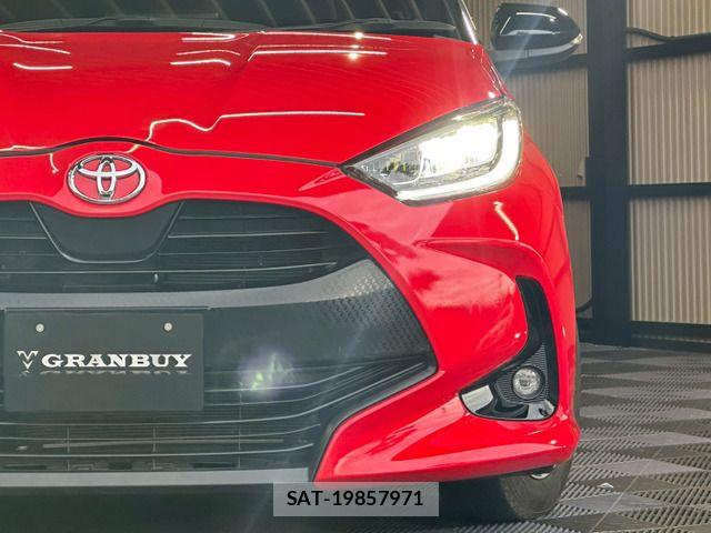 Toyota YARIS 2020-05 7021958-18