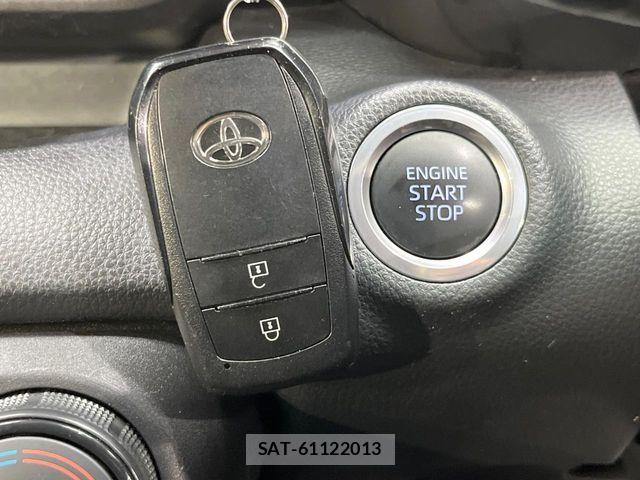 Toyota YARIS 2020-05 7061550-5