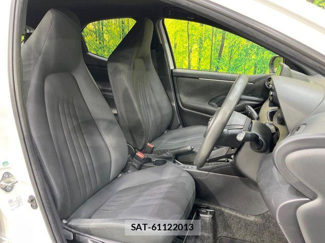 Toyota YARIS 2020-05 7061550-7