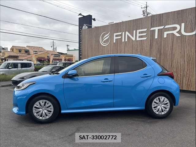Toyota YARIS 2020-04 7061537-21
