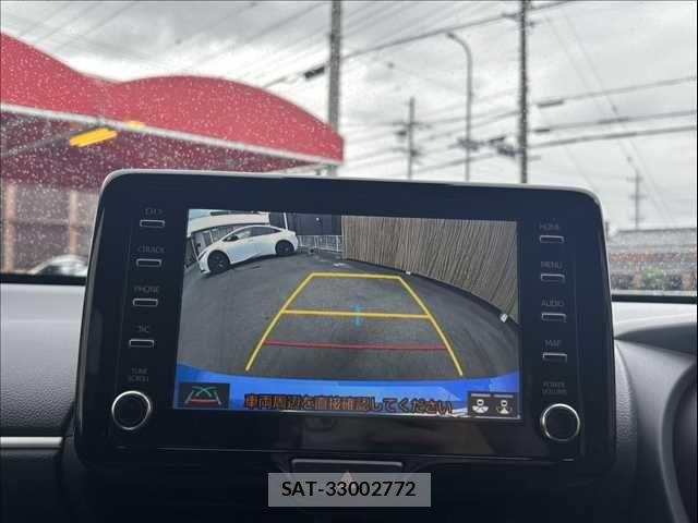 Toyota YARIS 2020-04 7061537-4