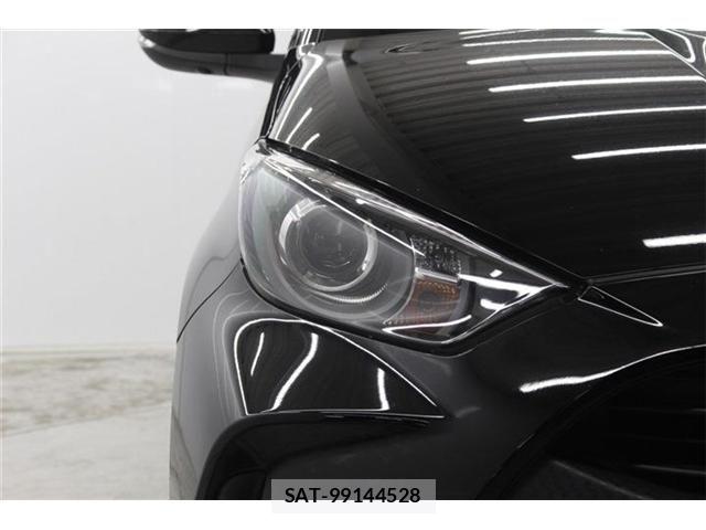 Toyota YARIS 2020-12 7061544-11