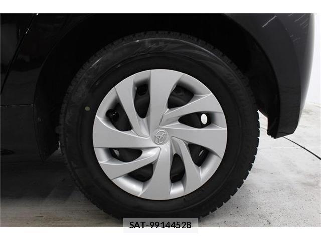 Toyota YARIS 2020-12 7061544-22