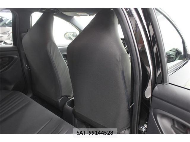 Toyota YARIS 2020-12 7061544-29