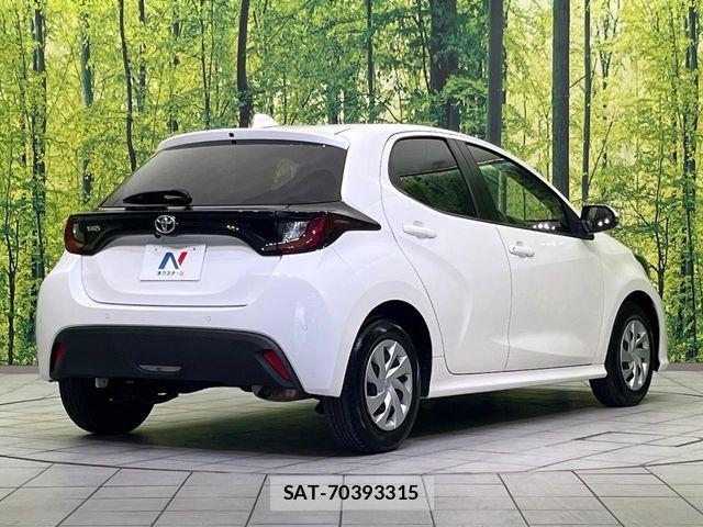 Toyota YARIS 2020-07 7061553-16