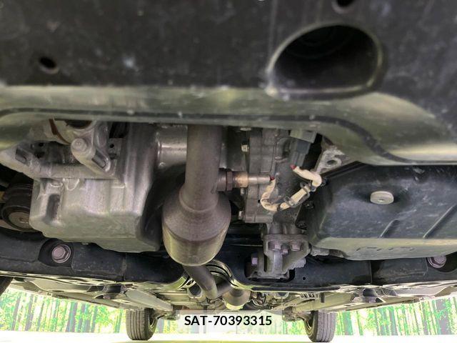Toyota YARIS 2020-07 7061553-18
