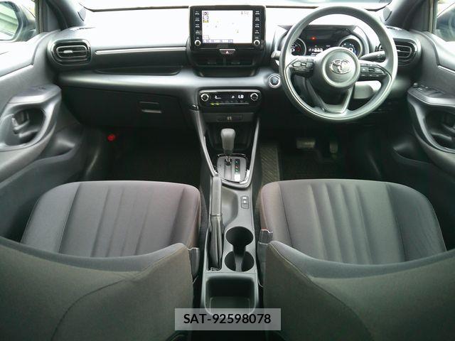 Toyota YARIS 2021-04 7061548-1