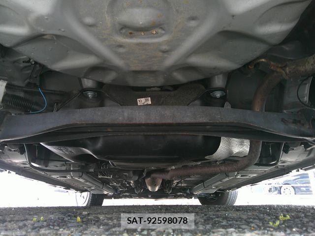 Toyota YARIS 2021-04 7061548-29