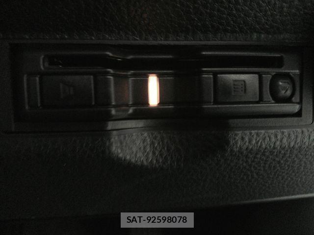 Toyota YARIS 2021-04 7061548-3