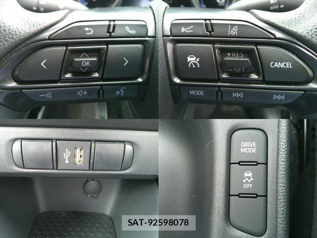 Toyota YARIS 2021-04 7061548-7