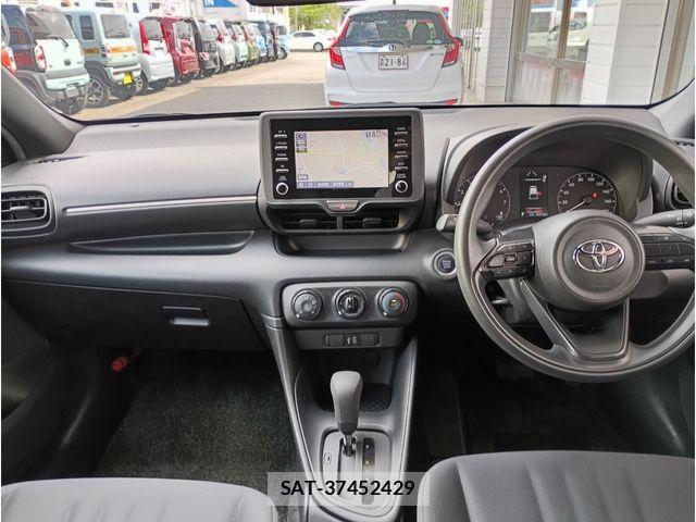Toyota YARIS 2022-06 7061551-1