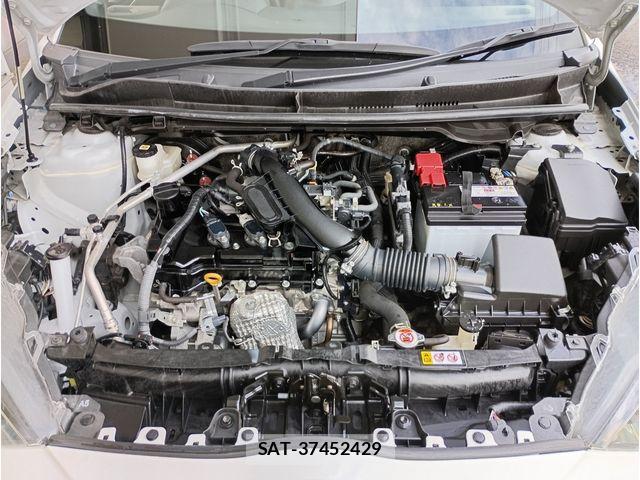 Toyota YARIS 2022-06 7061551-19